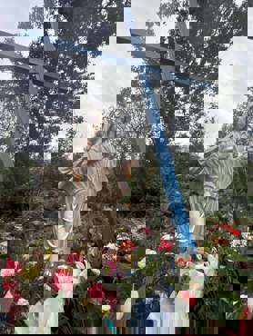 Apparition Hill
